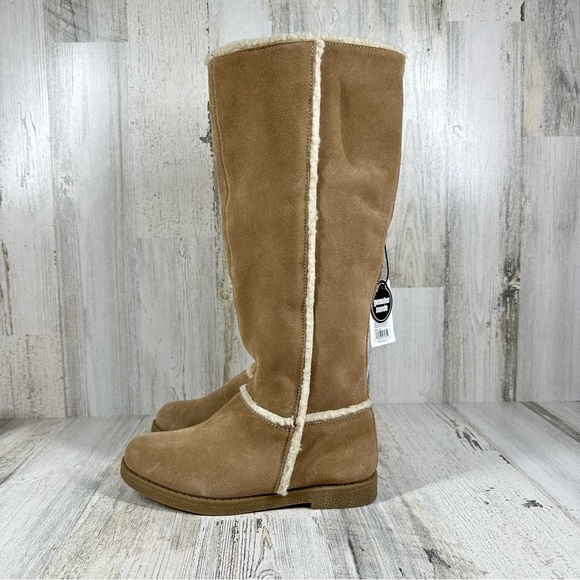 Xhilaration Shoes - NEW Xhilaration Kameke Suede Faux Sherpa Lined Tall Boots #34